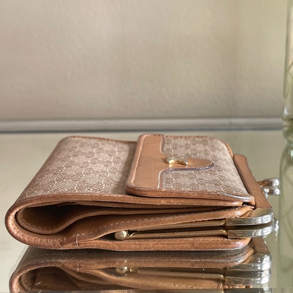 VINTAGE Celine Macadam Short Wallet  Made in Italy - Picture 10 of 14